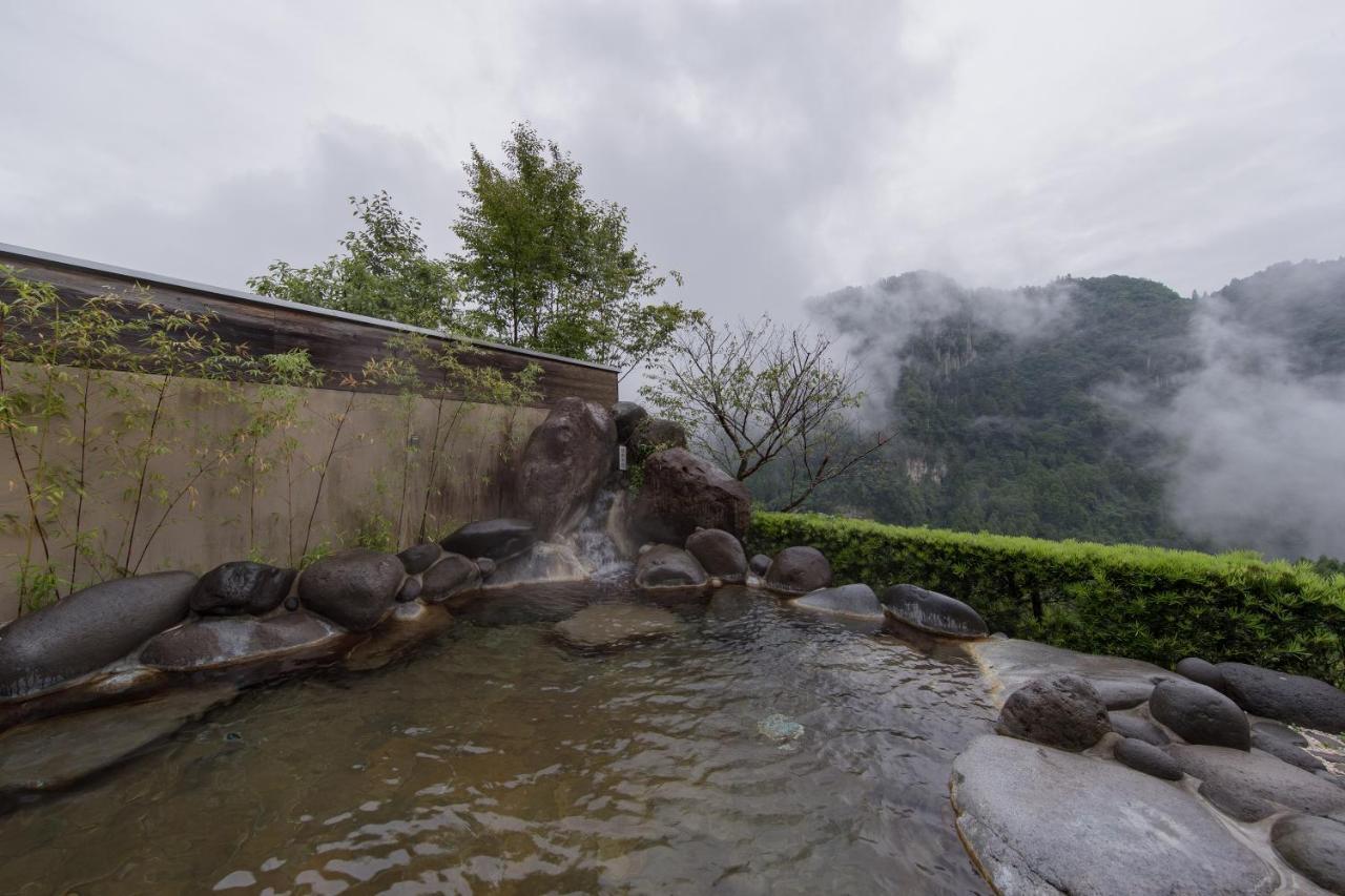 Okuhita Onsen Umehibiki Hotel Luaran gambar